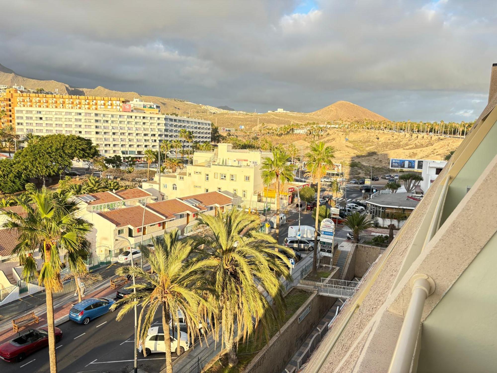 Comfortable Apartment In The Heart Of Las Americas Playa de las Americas  Exterior photo